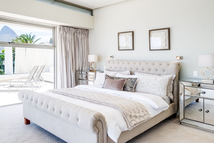 5 Bedroom Property for Sale in Camps Bay Western Cape